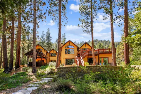 $3,850,000 | 3771 South Upper Truckee Road, South Lake Tahoe, CA 96150