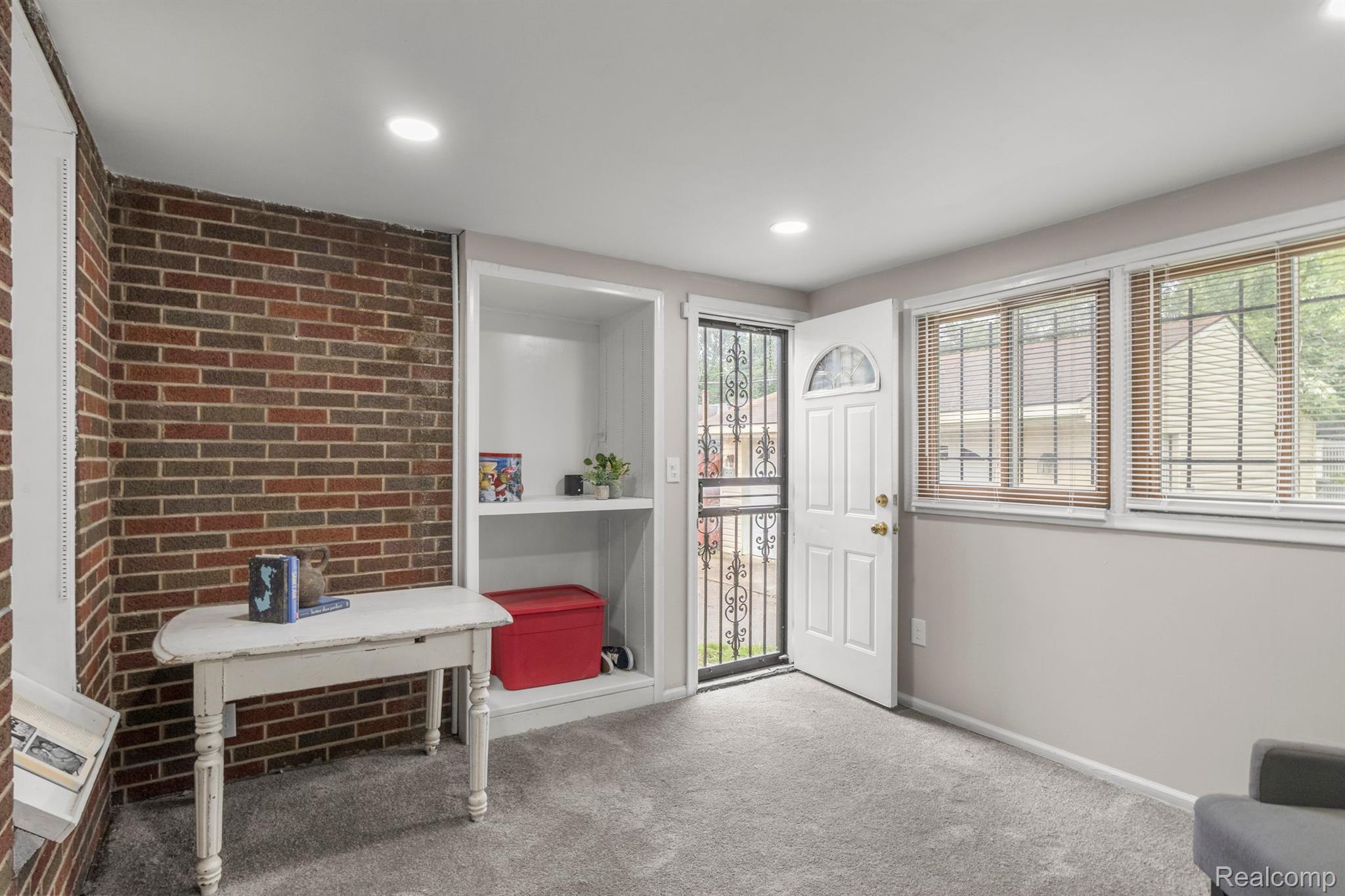 14629 Greenview Road Detroit, MI 48223 - Photo 12 of 36 Gallery Image 12