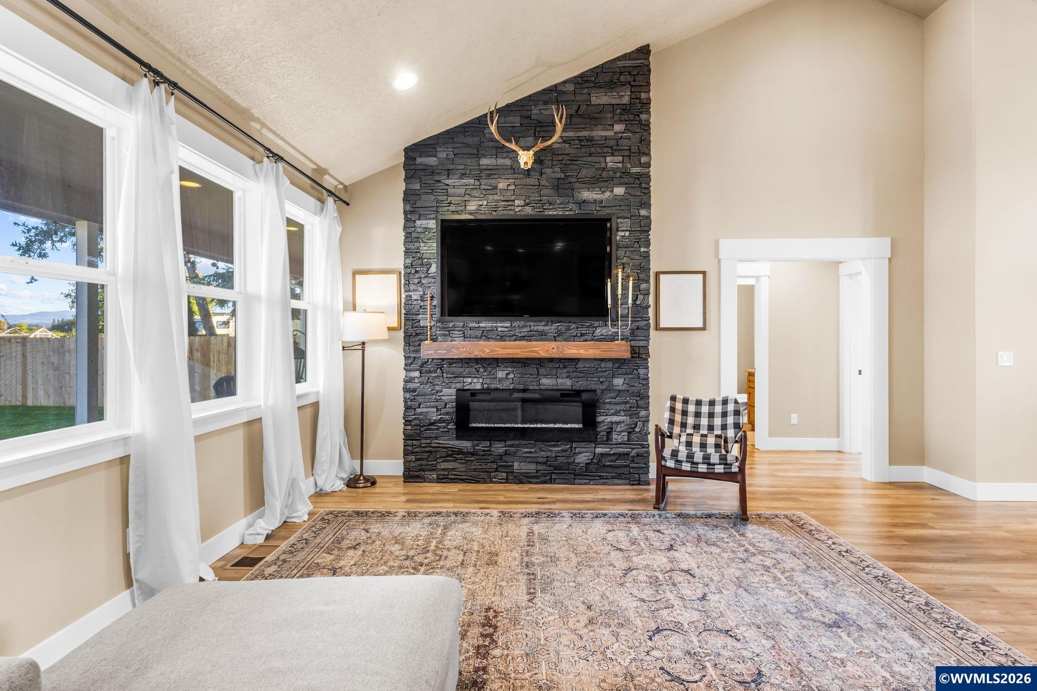 9184 Golf Club Road Southeast Aumsville, OR 97325 - Photo 11 of 44 Gallery Image 11