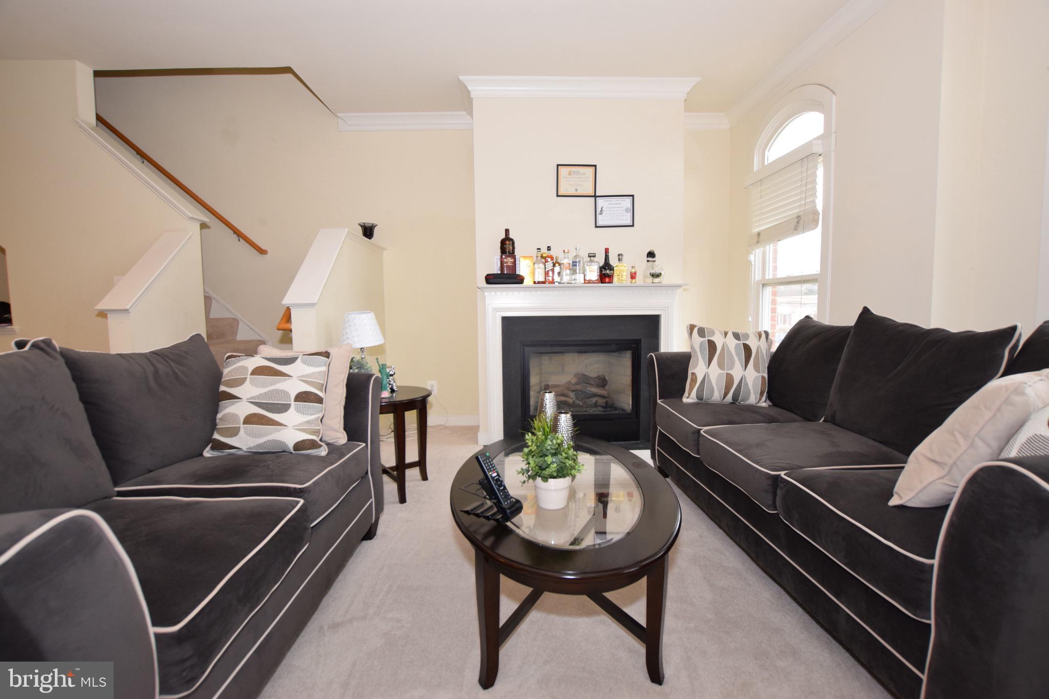 11022 Amherst Avenue Silver Spring, MD 20902 - Photo 13 of 32 Living room