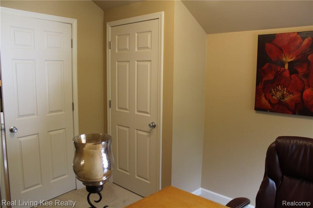 334 Arlington Drive Rochester, MI 48307 - Photo 20 of 33 IMG_2269.JPG