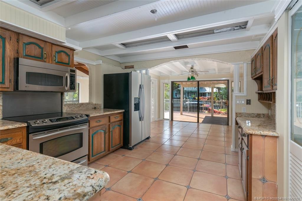 785 Southwest Rustic Circle Stuart, FL 34997 - Photo 13 of 39