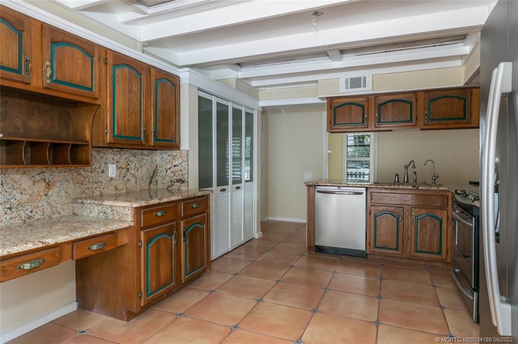 785 Southwest Rustic Circle Stuart, FL 34997 - Photo 15 of 39