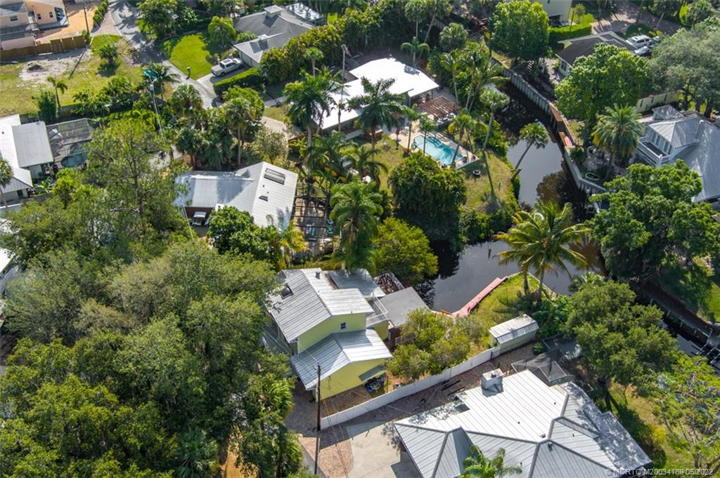 785 Southwest Rustic Circle Stuart, FL 34997 - Photo 3 of 39