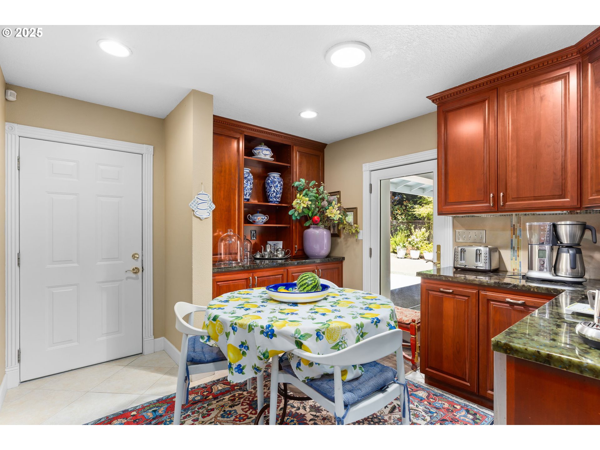 1505 Country Club Road Lake Oswego, OR 97034 - Photo 18 of 48
