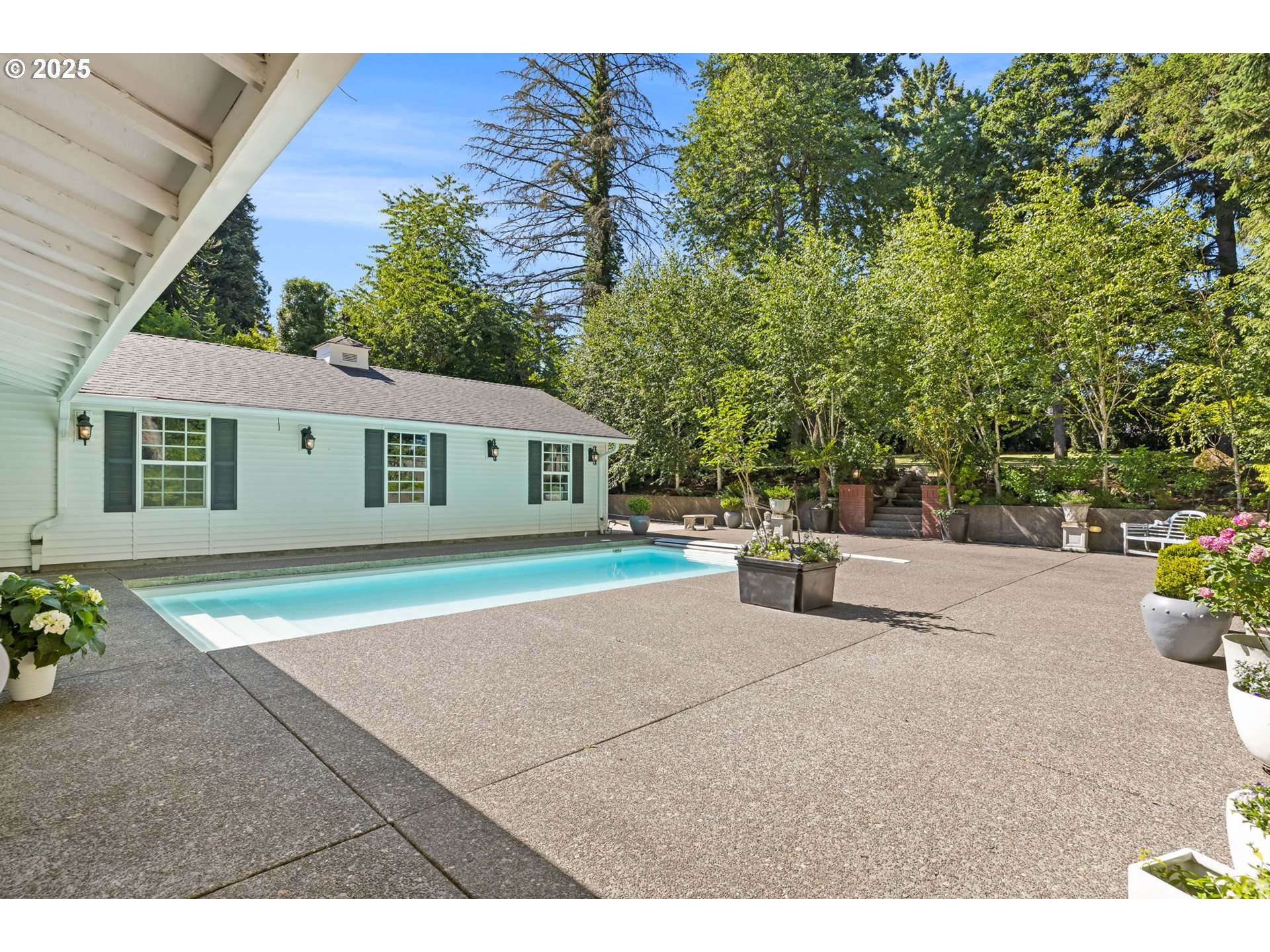 1505 Country Club Road Lake Oswego, OR 97034 - Photo 37 of 48