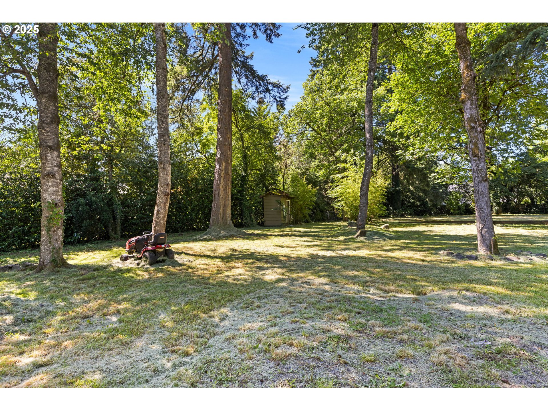 1505 Country Club Road Lake Oswego, OR 97034 - Photo 43 of 48