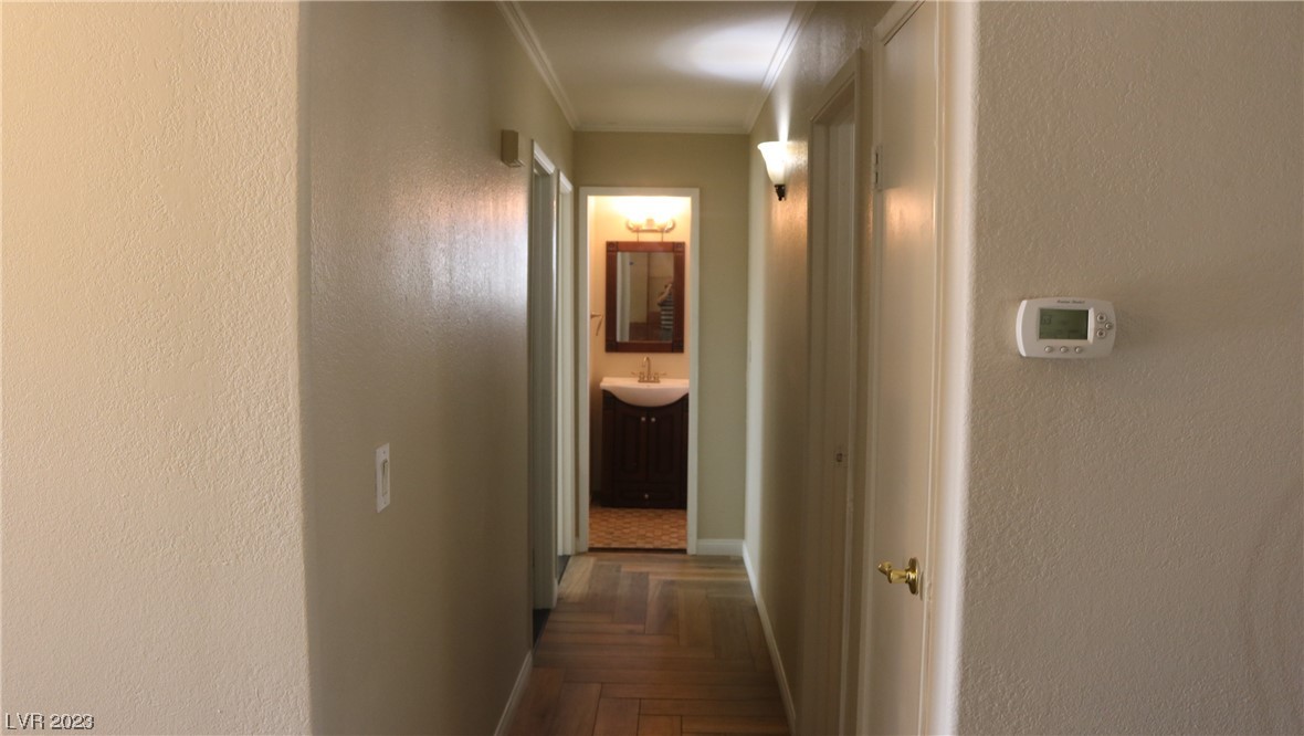 533 Close Avenue Henderson, NV 89011 - Photo 13 of 55