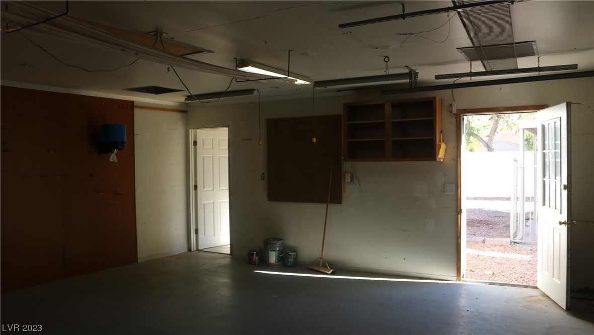 533 Close Avenue Henderson, NV 89011 - Photo 38 of 55