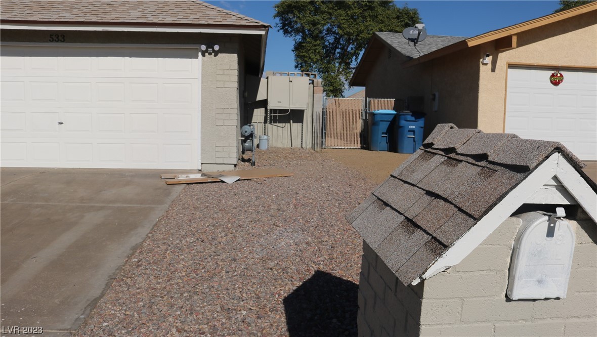 533 Close Avenue Henderson, NV 89011 - Photo 54 of 55 Deluxe mail box