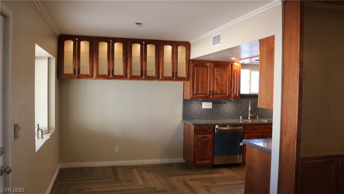 533 Close Avenue Henderson, NV 89011 - Photo 6 of 55