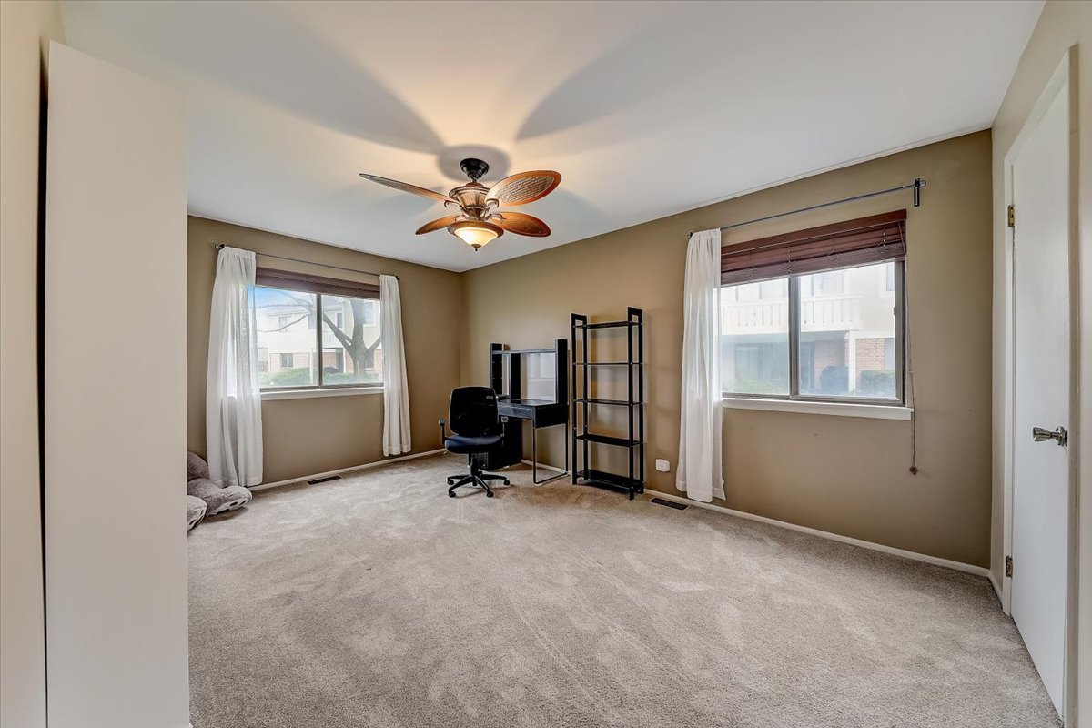1110 Scanlon Drive, Unit D1 Wheeling, IL 60090 - Photo 17 of 23 a view of workspace with a window