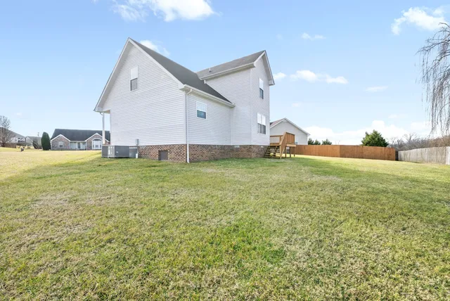 $1,550 | 1866 West Court, Clarksville, TN 37040