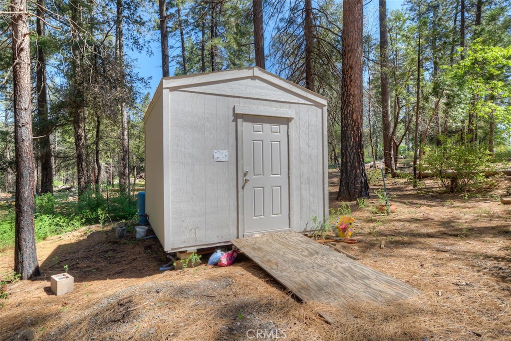 14565 Coutolenc Road Magalia, CA 95954 - Photo 25 of 43