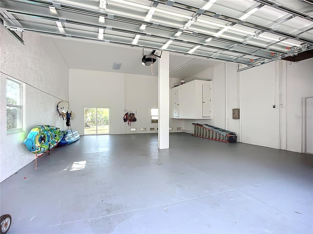 2424 69th Avenue West, Unit 2424 Bradenton, FL 34207 - Photo 37 of 49 a view of an empty room