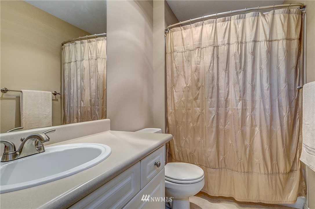 15150 140th Way Southeast, Unit V104 Renton, WA 98058 - Photo 15 of 21