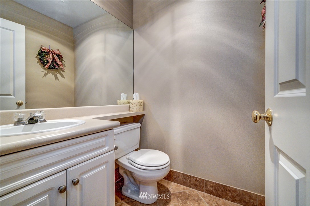 15150 140th Way Southeast, Unit V104 Renton, WA 98058 - Photo 7 of 21