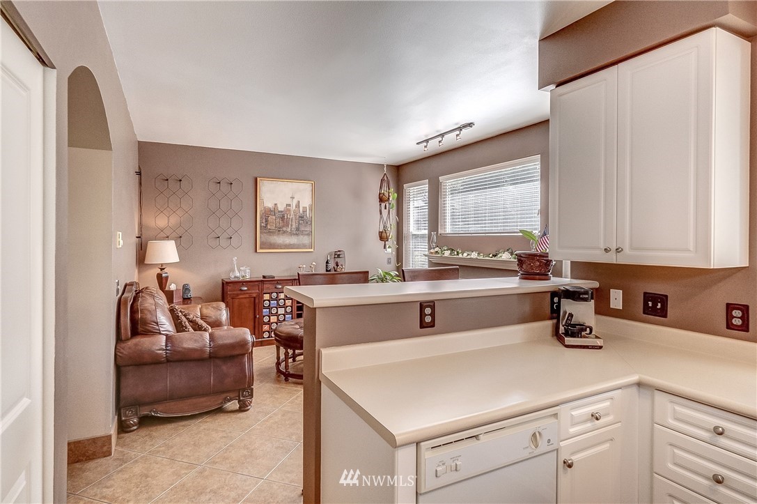 15150 140th Way Southeast, Unit V104 Renton, WA 98058 - Photo 10 of 21