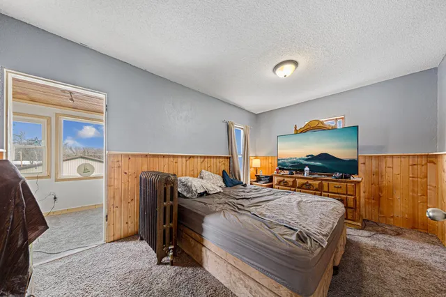 $150,000 | 215 Front Street East, Redwood Falls, MN 56283