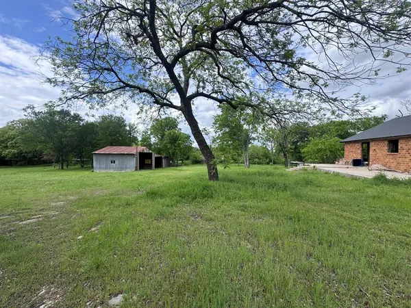 $355,000 | 1210 East Old Chico Road, Decatur, TX 76234