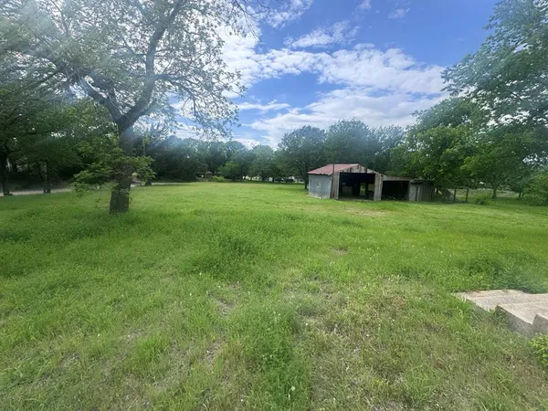 $355,000 | 1210 East Old Chico Road, Decatur, TX 76234