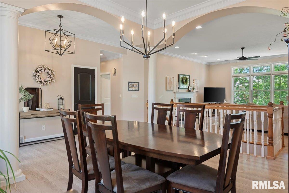 1629 Hoechester Road Springfield, IL 62712 - Photo 7 of 56