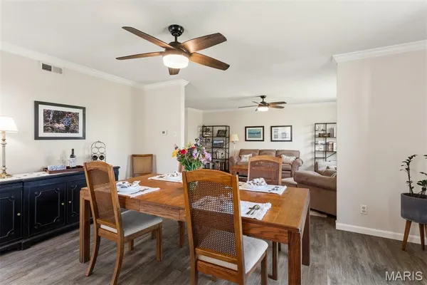 $315,000 | 15049 Claymoor Court, Unit 17, Chesterfield, MO 63017