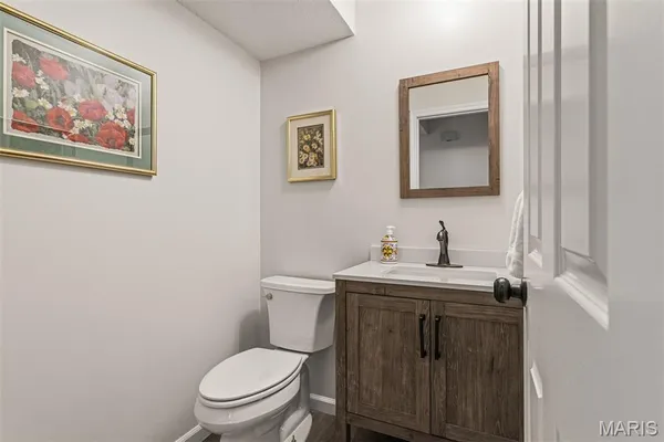 $315,000 | 15049 Claymoor Court, Unit 17, Chesterfield, MO 63017