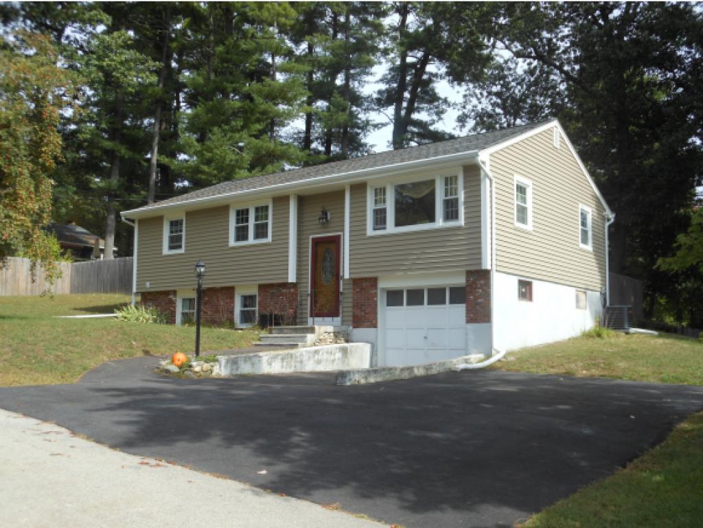 4 Knowlton Road Nashua, NH 03063 - Photo 1 of 27