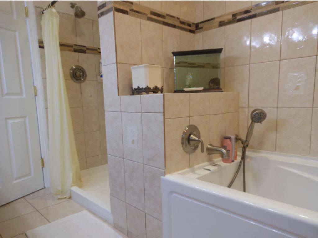 4 Knowlton Road Nashua, NH 03063 - Photo 14 of 27