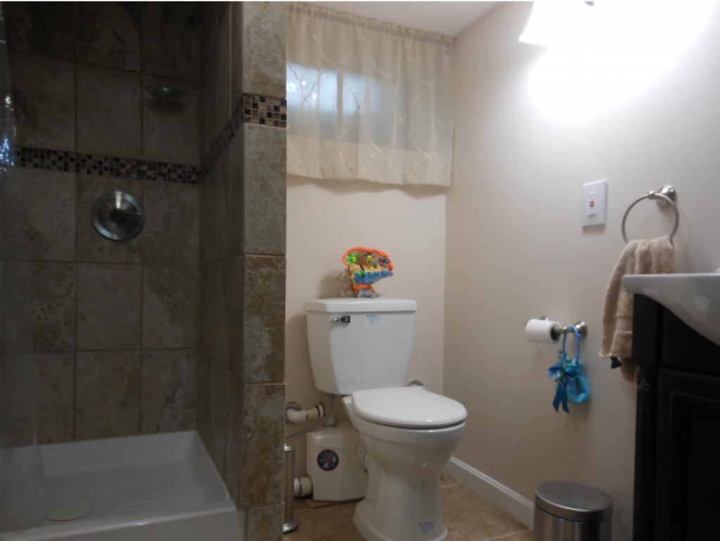 4 Knowlton Road Nashua, NH 03063 - Photo 19 of 27