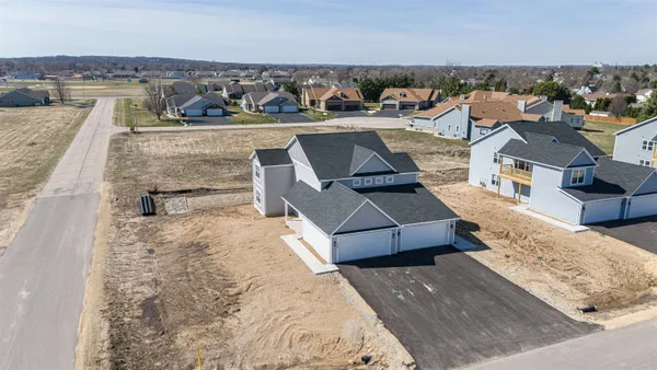 $569,000 | 1832-1834 West Kyle, Beloit, WI 53511