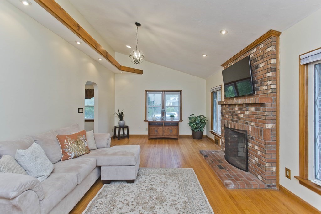 3092 Boston Road Wilbraham, MA 01095 - Photo 5 of 42