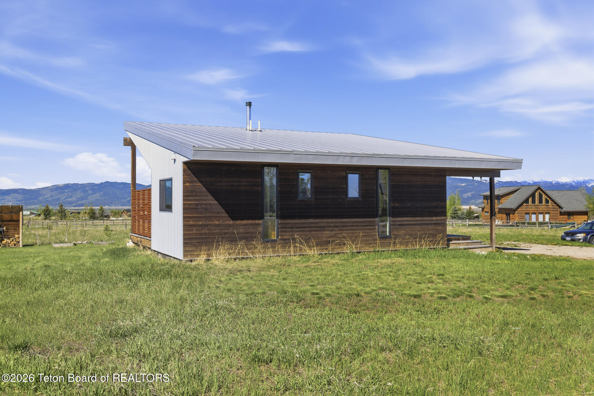 4668 Pinnacle Trail Victor, ID 83455 - Photo 3 of 44 6V2A3512