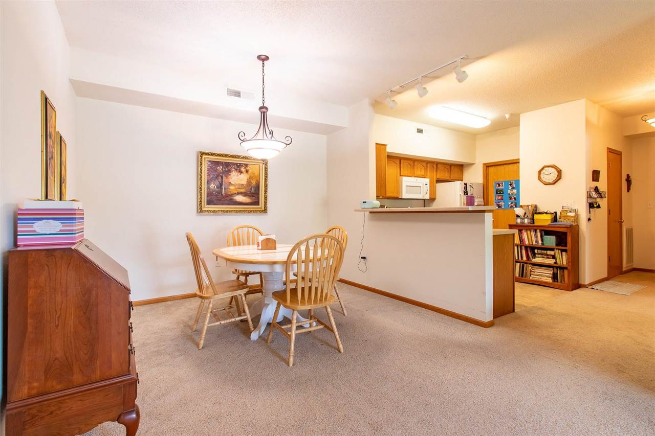 2969 Heinz Road, Unit 1 Iowa City, IA 52240 - Photo 12 of 18 Gallery Image 12