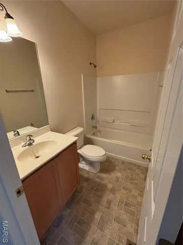 $419,000 | 113 Scenic Pass Drive, St. Peters, MO 63376