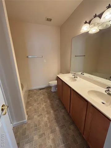 $419,000 | 113 Scenic Pass Drive, St. Peters, MO 63376