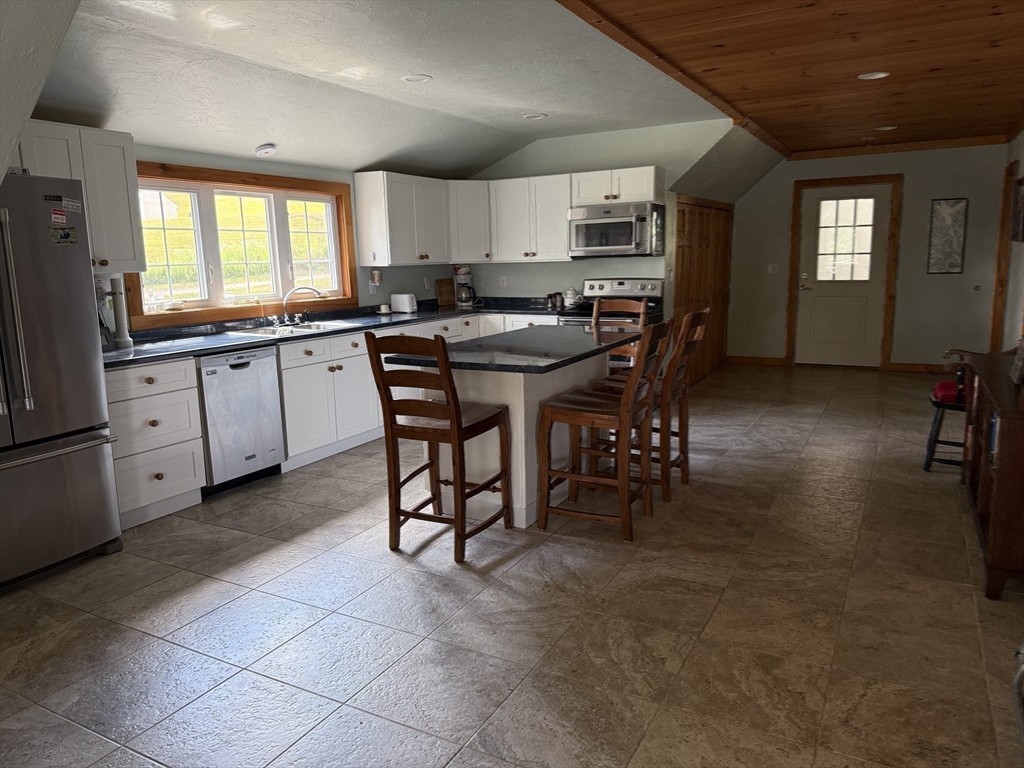 77 Chickering Road Spencer, MA 01562 - Photo 30 of 42