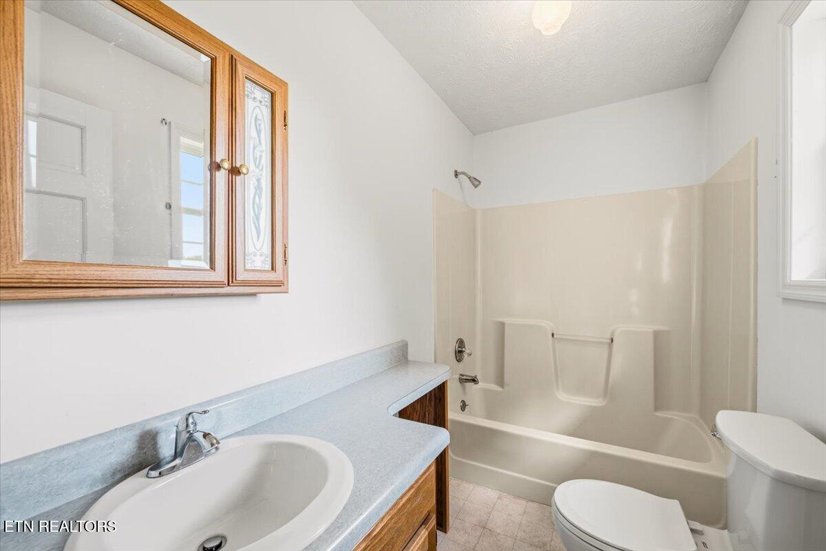 1476 Flat Hollow Road Speedwell, TN 37870 - Photo 19 of 42 24-1476 Flat Hollow Rd