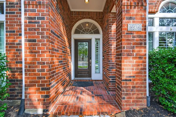 $515,000 | 15922 Clipper Pointe Drive, Cypress, TX 77429