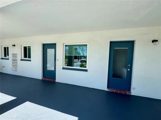 $1,495 | 11225 1st Street East, Treasure Island, FL 33706