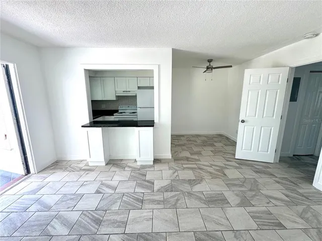 $1,495 | 11225 1st Street East, Treasure Island, FL 33706