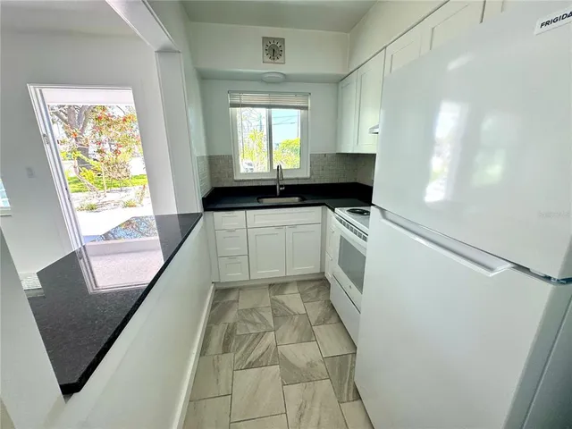 $1,495 | 11225 1st Street East, Treasure Island, FL 33706