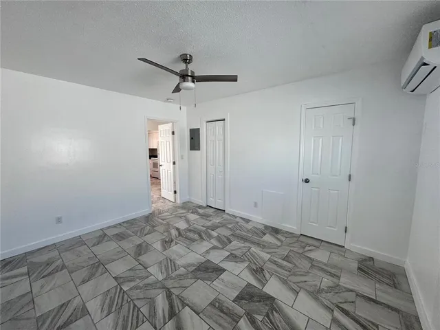 $1,495 | 11225 1st Street East, Treasure Island, FL 33706