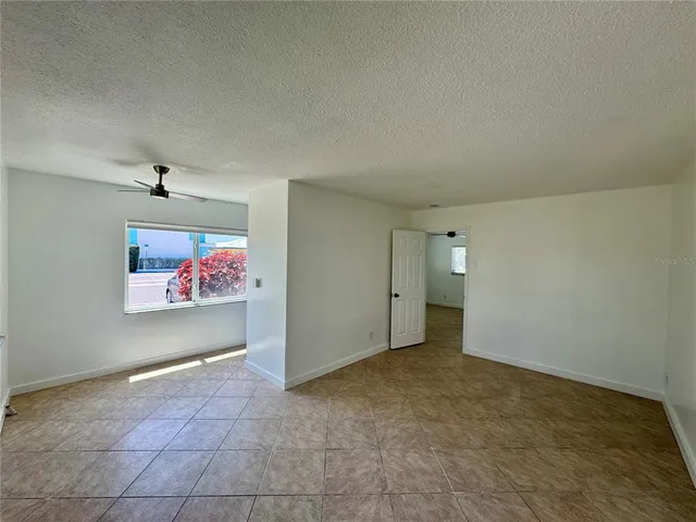 $1,495 | 11225 1st Street East, Treasure Island, FL 33706