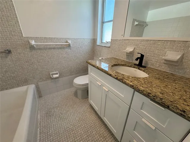 $1,495 | 11225 1st Street East, Treasure Island, FL 33706