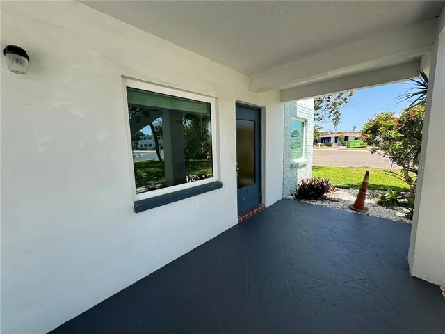 $1,495 | 11225 1st Street East, Treasure Island, FL 33706