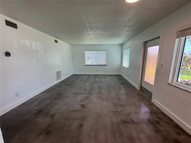 $1,495 | 11225 1st Street East, Treasure Island, FL 33706