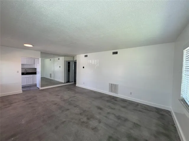 $1,495 | 11225 1st Street East, Treasure Island, FL 33706