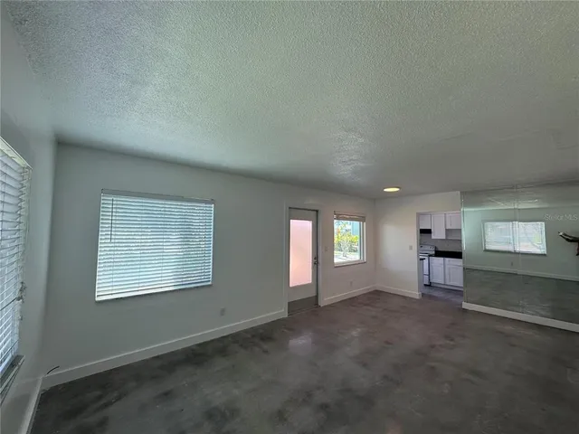 $1,495 | 11225 1st Street East, Treasure Island, FL 33706